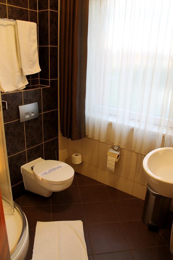 Hotel Linder Malnia Стая снимка