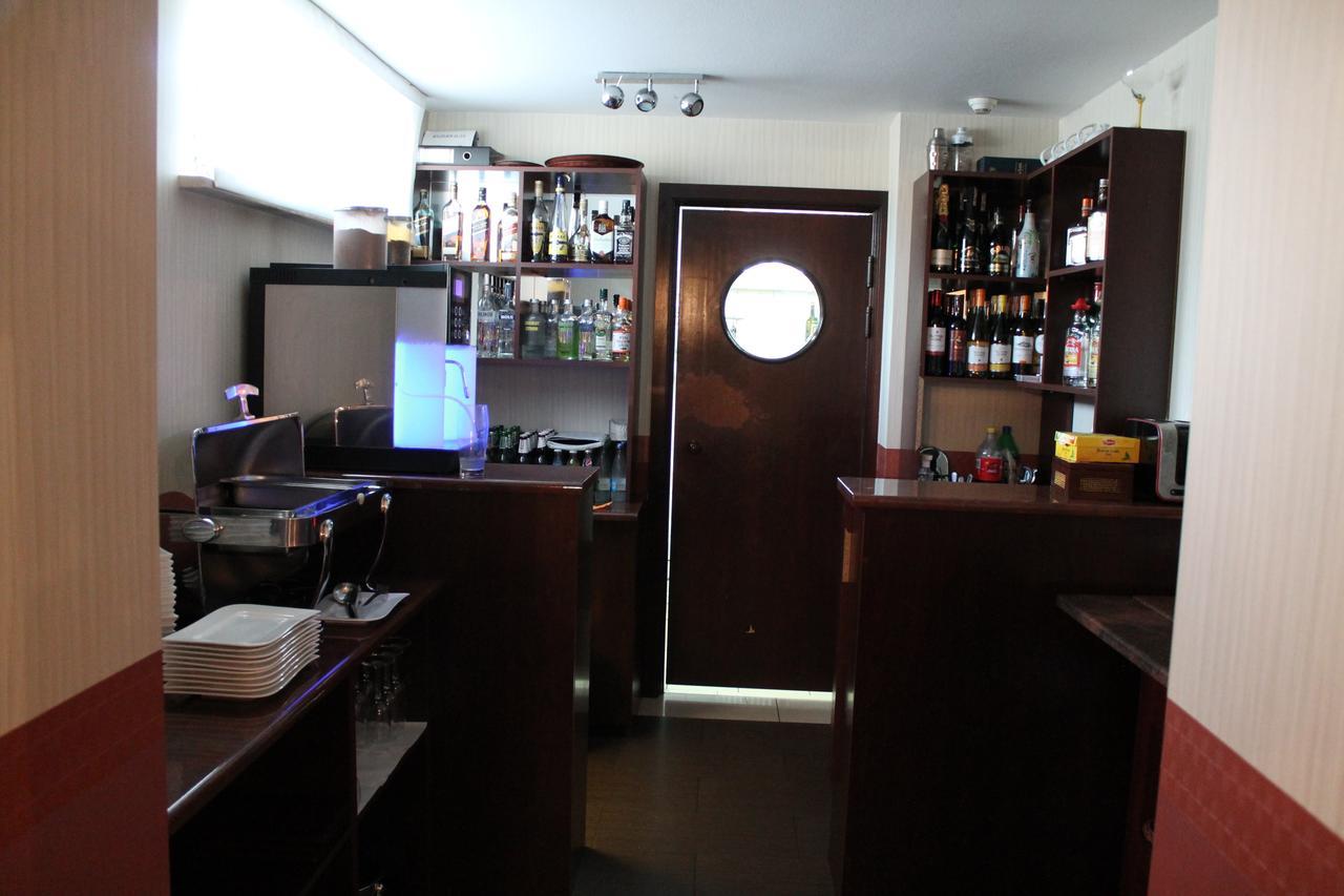 Hotel Linder Malnia Екстериор снимка