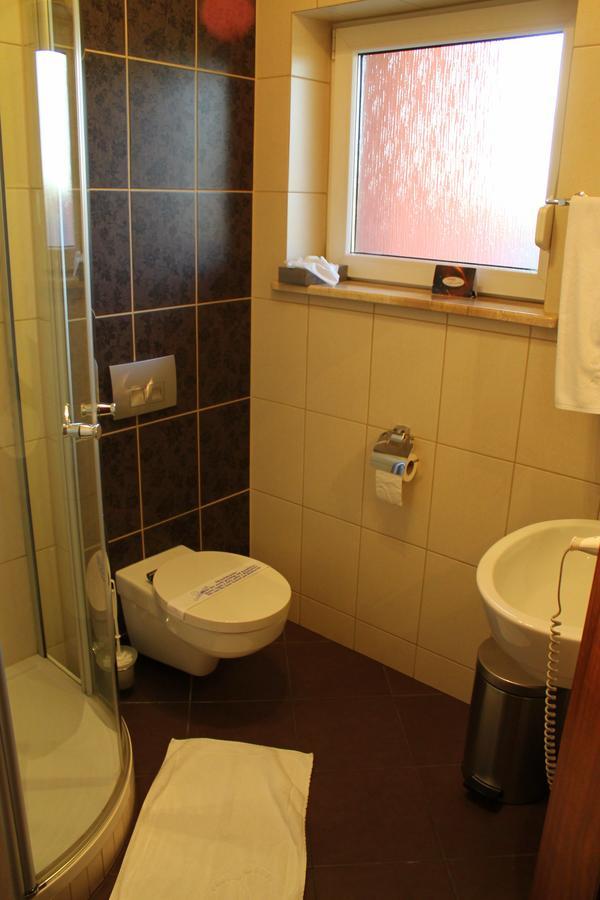 Hotel Linder Malnia Стая снимка
