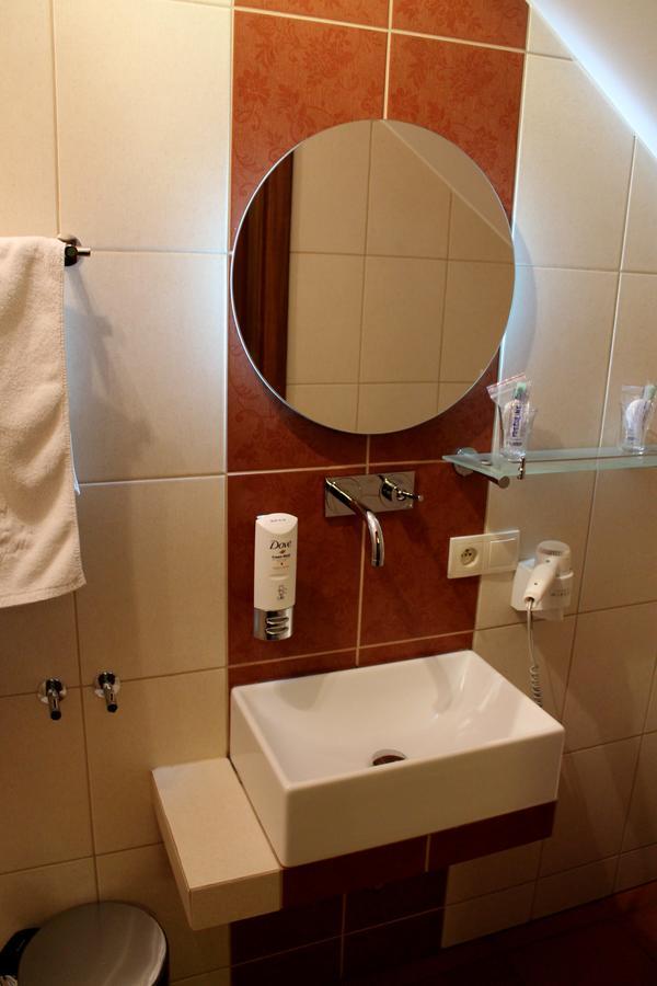Hotel Linder Malnia Стая снимка